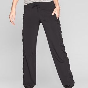 Athleta La Viva Pant (Black) + Free Shirt